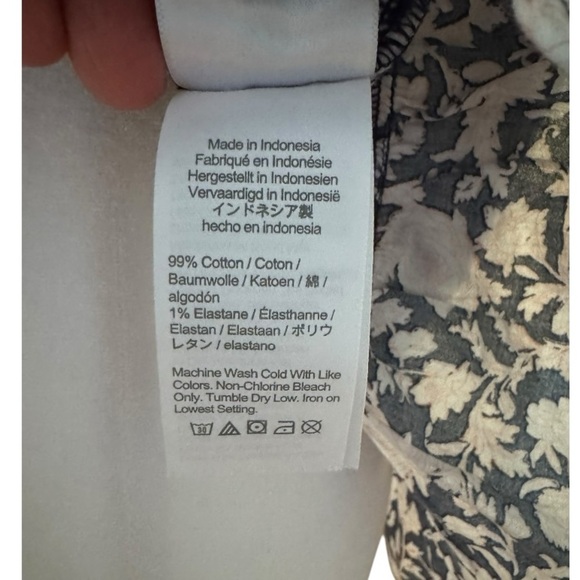 J.Crew Floral Black Flowy Cami Tank Top Size Small Re-Imagined Collection - Picture 5 of 6